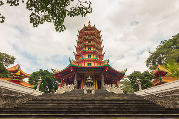 Obraz premium View of Watugong temple , there are small text that called Avalokitesvara Buddhagaya as the name of the pagoda, located on Semarang
