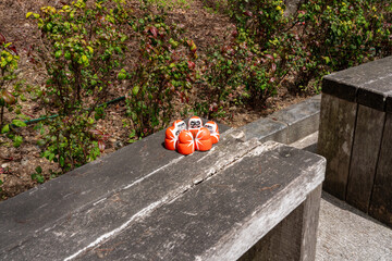 大阪箕面の勝尾寺の境内の風景とダルマ