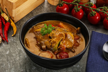 Yellow THai curry with beef