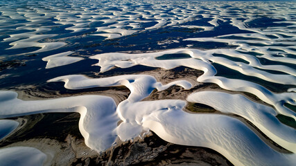 Len&ccedil;ois Maranhenses