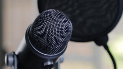 Podcasting microphone