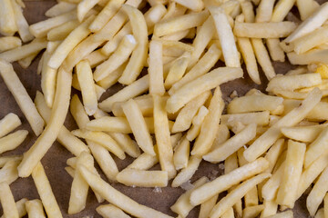 defrosting potatoes cut into thin slices