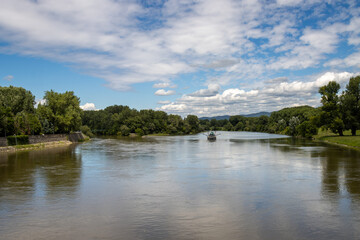 Obraz premium River Vah in the city Piestany, Slovakia