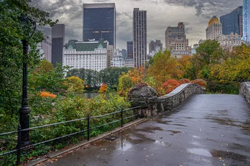 Gapstow Bridge in Central Park, autumn