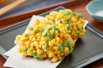 とうもろこしと枝豆のかき揚げ