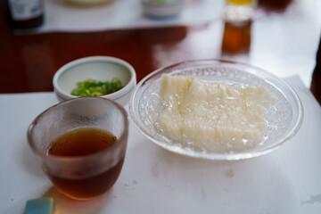 京都の川床で食べる食事