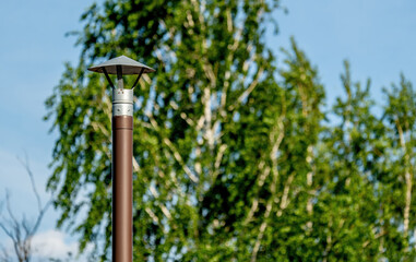 A thin iron heating pipe on the roof.