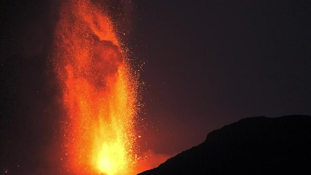 Vulcano Etna, eruzione 7 luglio 2024