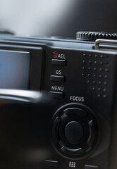 Obraz premium Moderne Digitalkamera Body, Detail, Macro ohne Namen, freigestellt