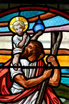 St. Christopher carrying Christ Child across river. Saint Christophe portant l'Enfant J&eacute;sus sur la rivi&egrave;re.