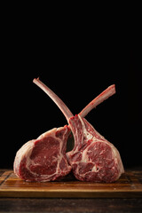 crossed bones of tomahawk steak