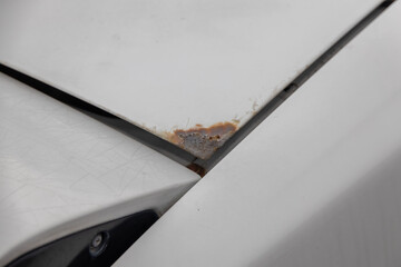 車のボディ 劣化 Car body deterioration and rust, dents
