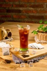 various fruit juice drinks such as avocado, melon, strawberry, pumpkin, dragon fruit, and other drinks such as iced tea, lemon tea, coffee milk drinks