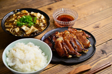 麻婆豆腐と餃子