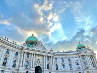 Obraz premium Karlskirche- Karlsplatz, Vienna