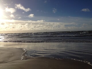 Sea, sky and waves