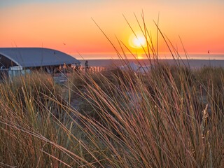 Sonnenuntergang an der niederländischen Nordsee