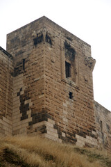 Gaziantep Castle, located in Gaziantep, Turkey, was built during the Hittites period.