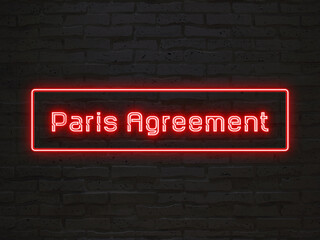 Paris Agreement のネオン文字