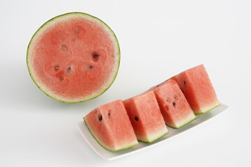 新鮮なラグビーボール型のスイカ 長崎県産 うり坊