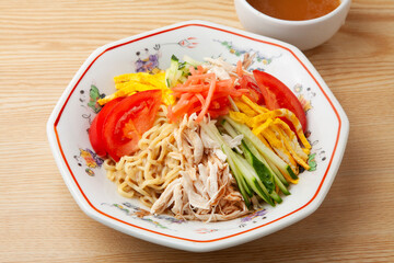 ゴマだれの冷し中華