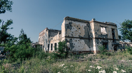 destroyed building in a city lost in the war in Ukraine