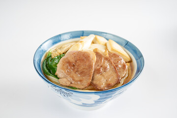 Seafood Udon Noodles，beef Udon，curry Udon， Japanese cuisine: cold shabu-shabu udon