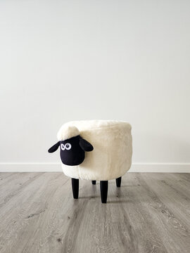 sheep stool 