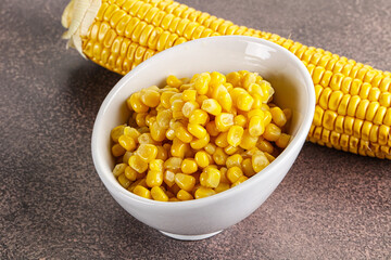 Marinated corn in the bowl