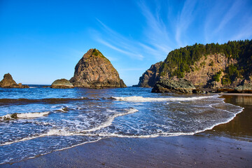 Pacific Northwest Rock Formations and Ocean Waves at Eye Level