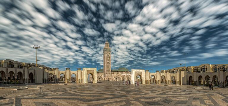 Mosque Hassan II with cloudy sky, panorama, Casablanca, Morocco, Africa