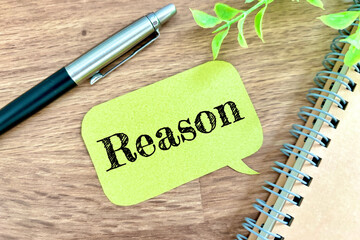 REASONの文字とビジネスイメージ