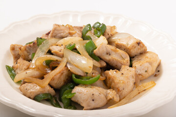 豚肉と玉ねぎとピーマンの炒め物