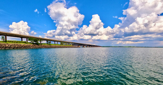 Ponte ferrorodovi&aacute;ria, Rio Paran&aacute;, Mato Grosso do Sul