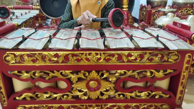 people playing gamelan music