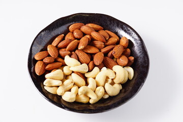 アーモンドとカシューナッツ