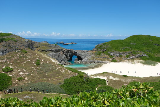 小笠原諸島、南島の扇池
South Island with white sand beach,Ogasawara Islands,Tokyo, Japan.