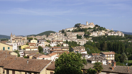 Obraz premium historic core and recents constructions of Amelia