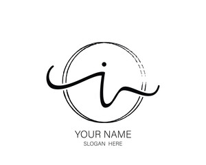 I initial letter handwriting logo design ,signature logo template,beauty initial with circle design