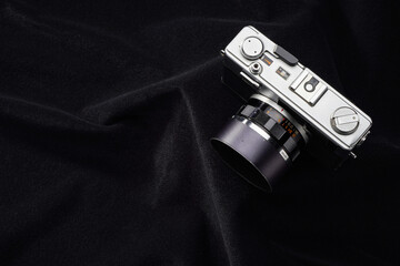 古いフィルムカメラ