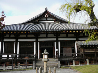 世界遺産の東大寺にある国宝の三月堂【法華堂】日本奈良県