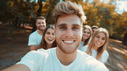 Obraz premium A cheerful photo of friends taking selfies in a park, showing happiness and friendship, realistic, cinematic, 8k, very detailed