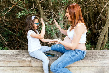 Fototapeta premium Family togetherness in the beauty of nature