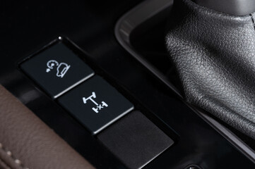Differantial lock button in car
