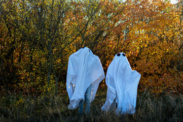 hаllowеen in the woods