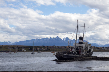 Fototapeta premium fishing boat