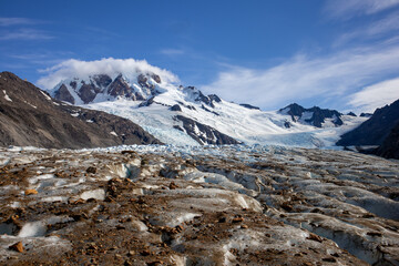 snow covered mountains an glaciar