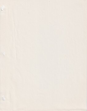 Papel dobrado e amassado em tom de salm&atilde;o e p&ecirc;ssego. Papel com rugas e com detalhes de dobras, riscos e bolhas. Papel em branco antigo, envelhecido e retr&ocirc; vintage.