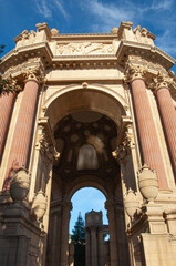 Iconic rotunda of San Francisco's Palace of Fine Arts.