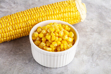 Marinated corn in the bowl